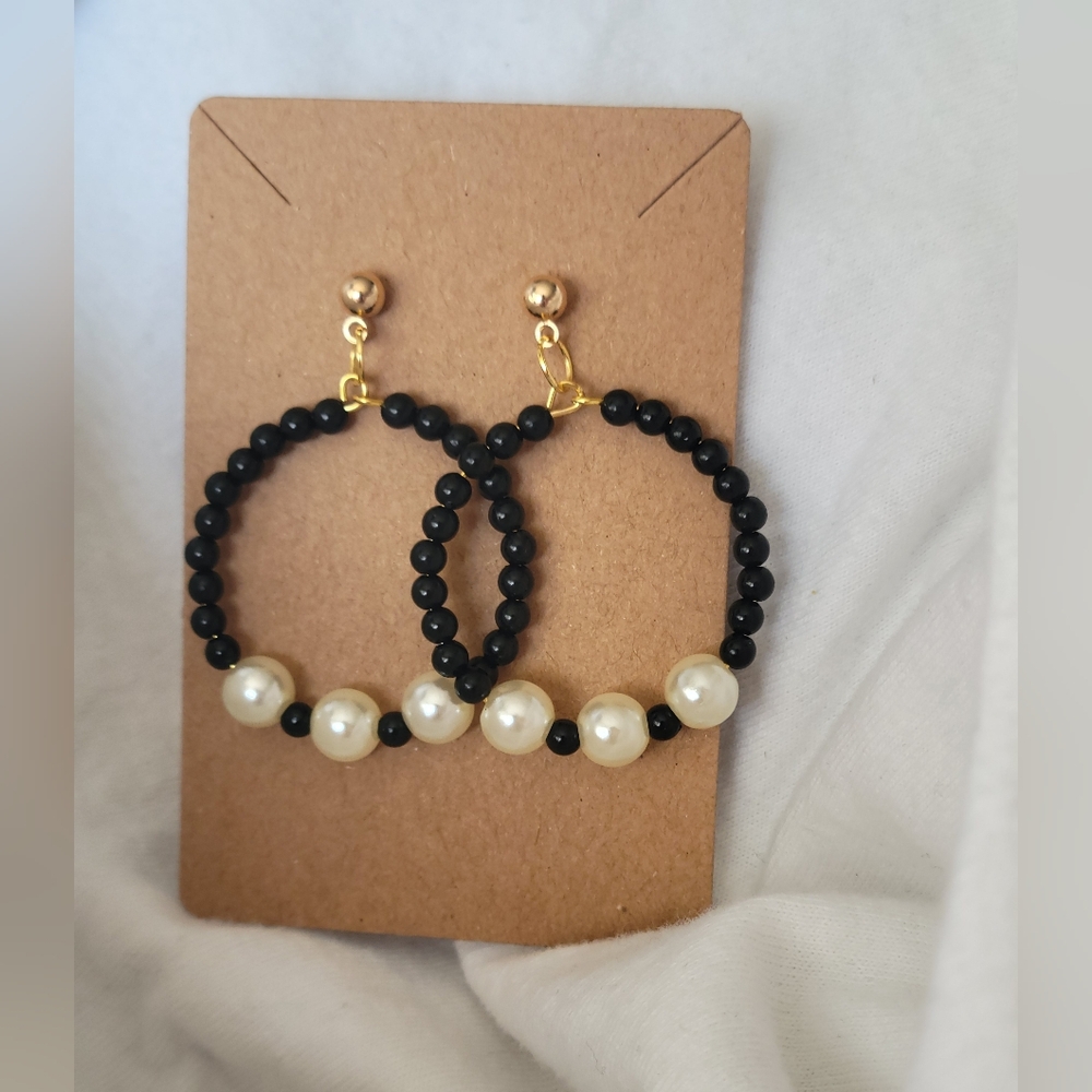 Elegant Black and Gold Beaded Earrings